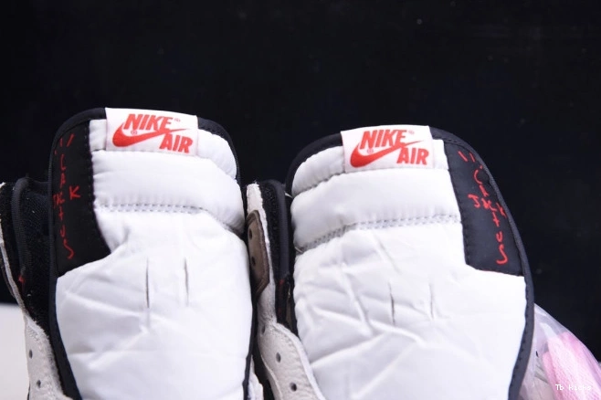 Rep TBK 'TRAVIS AIR SCOTT' OG TS 2.0 JORDAN HIGH SP - CD4487-100 1 0820